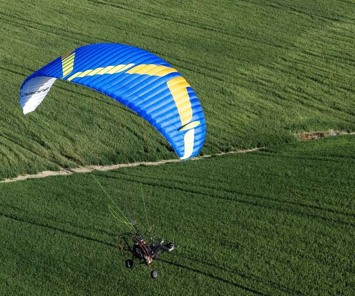 Ozone RoadMAX - Intermediate DGAC trike paraglider